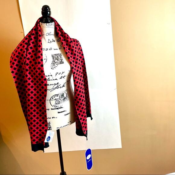 Beautiful Authentic Diane Gilman Stylish DG2 Scarf. Large - Picture 4 of 12